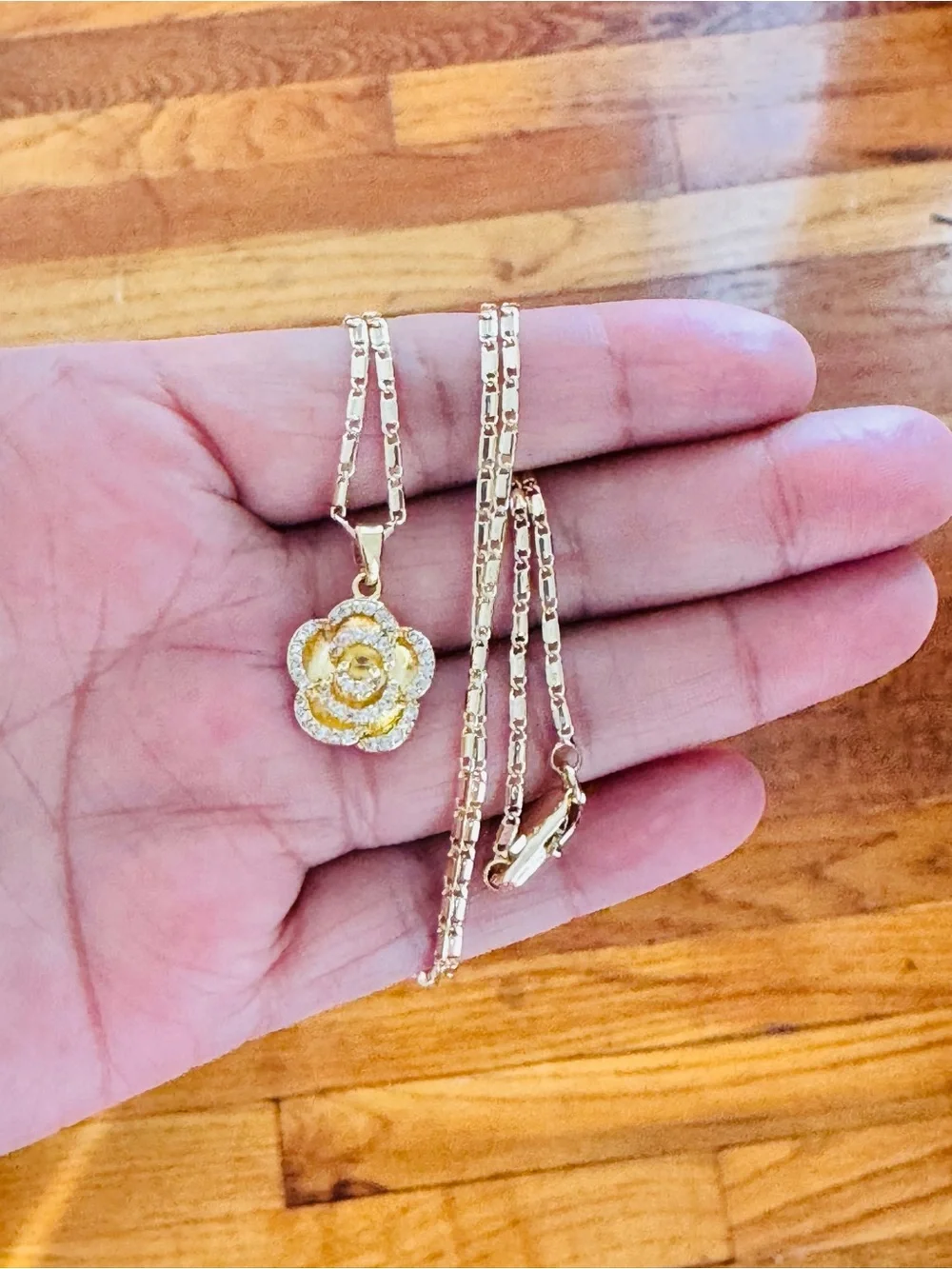 14K Gold Plated Flower Pendant with 20” lengthNecklace - Women’s Jewelry.New